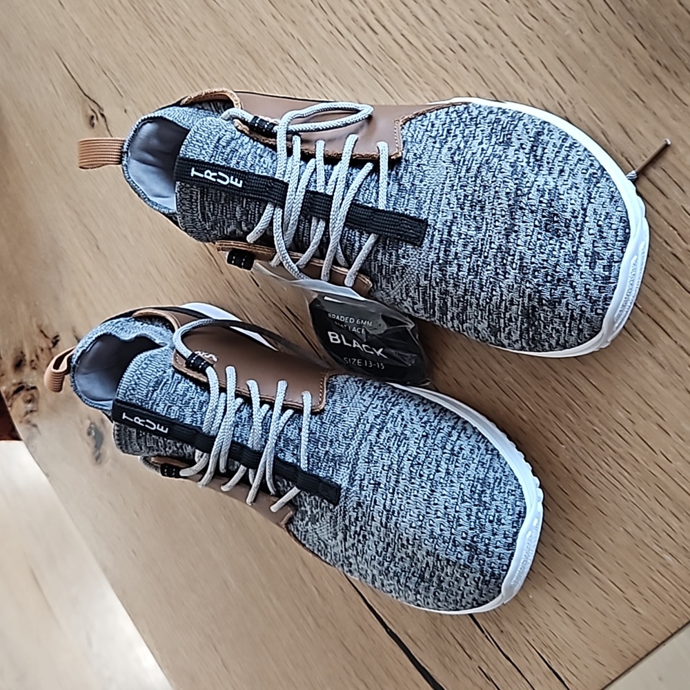 True OG Feel NWT golf shoes